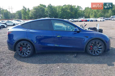 Внедорожник / Кроссовер Tesla Model Y 2023 в 