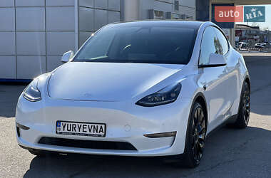 Внедорожник / Кроссовер Tesla Model Y 2021 в 