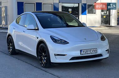 Внедорожник / Кроссовер Tesla Model Y 2021 в 