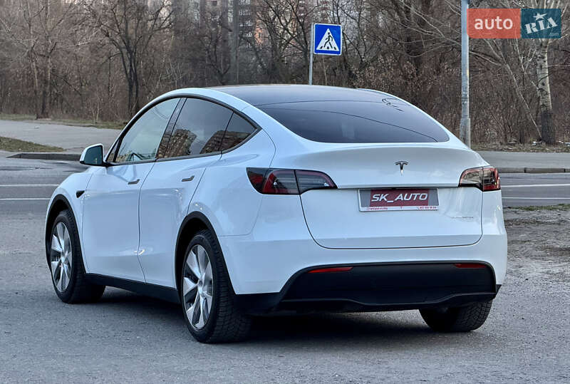 Позашляховик / Кросовер Tesla Model Y 2022 в Києві