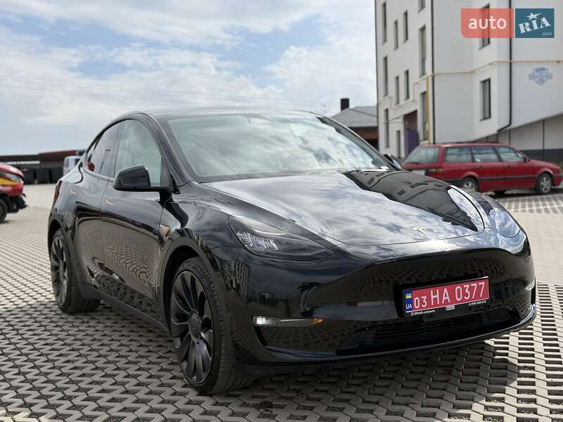 Внедорожник / Кроссовер Tesla Model Y 2022 в Луцке