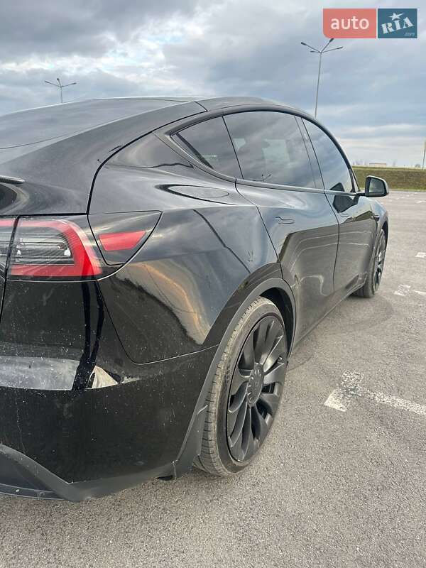 Позашляховик / Кросовер Tesla Model Y 2023 в Львові