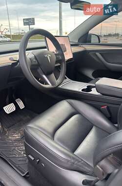 Внедорожник / Кроссовер Tesla Model Y 2023 в 