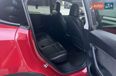 Внедорожник / Кроссовер Tesla Model Y 2022 в 
