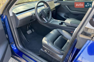 Внедорожник / Кроссовер Tesla Model Y 2021 в 