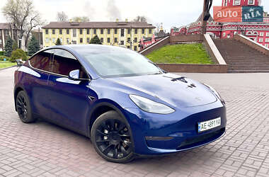 Позашляховик / Кросовер Tesla Model Y 2023 в 