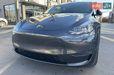 Позашляховик / Кросовер Tesla Model Y 2024 в 