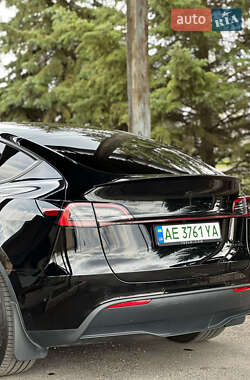 Позашляховик / Кросовер Tesla Model Y 2022 в 
