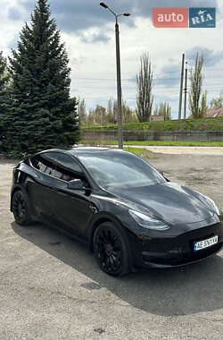 Позашляховик / Кросовер Tesla Model Y 2022 в 