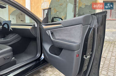 Внедорожник / Кроссовер Tesla Model Y 2022 в 