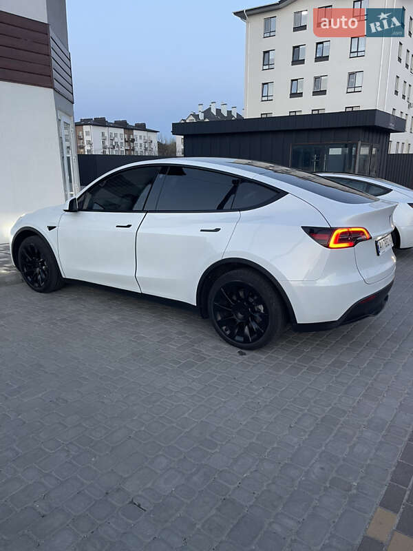 Внедорожник / Кроссовер Tesla Model Y 2023 в Софиевской Борщаговке фото 10 Внедорожник / Кроссовер Tesla Model Y 2023 в Софиевской Борщаговке