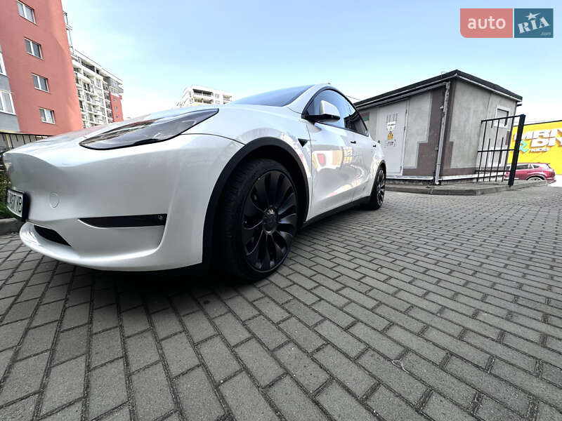 Внедорожник / Кроссовер Tesla Model Y 2023 в Львове фото 7 Внедорожник / Кроссовер Tesla Model Y 2023 в Львове
