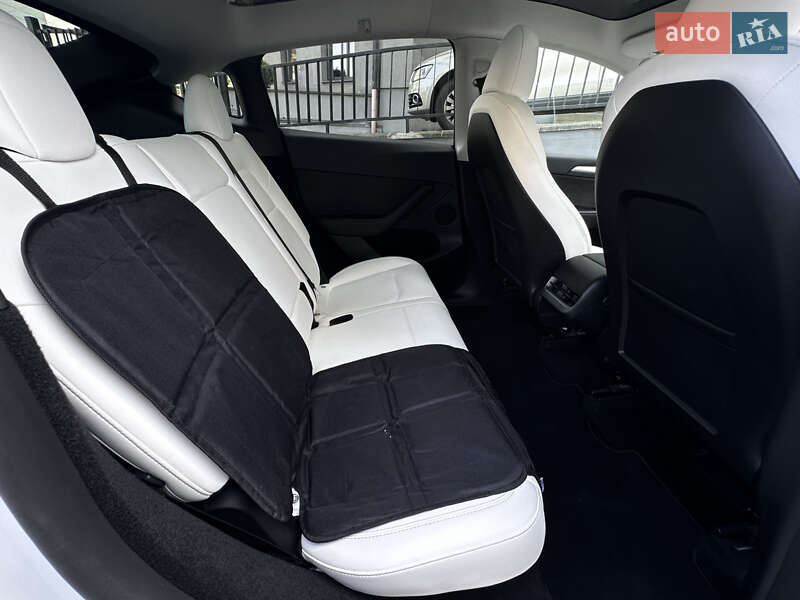Внедорожник / Кроссовер Tesla Model Y 2023 в Львове фото 13 Внедорожник / Кроссовер Tesla Model Y 2023 в Львове