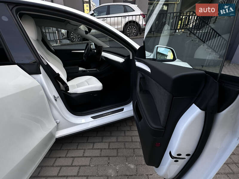 Внедорожник / Кроссовер Tesla Model Y 2023 в Львове фото 16 Внедорожник / Кроссовер Tesla Model Y 2023 в Львове