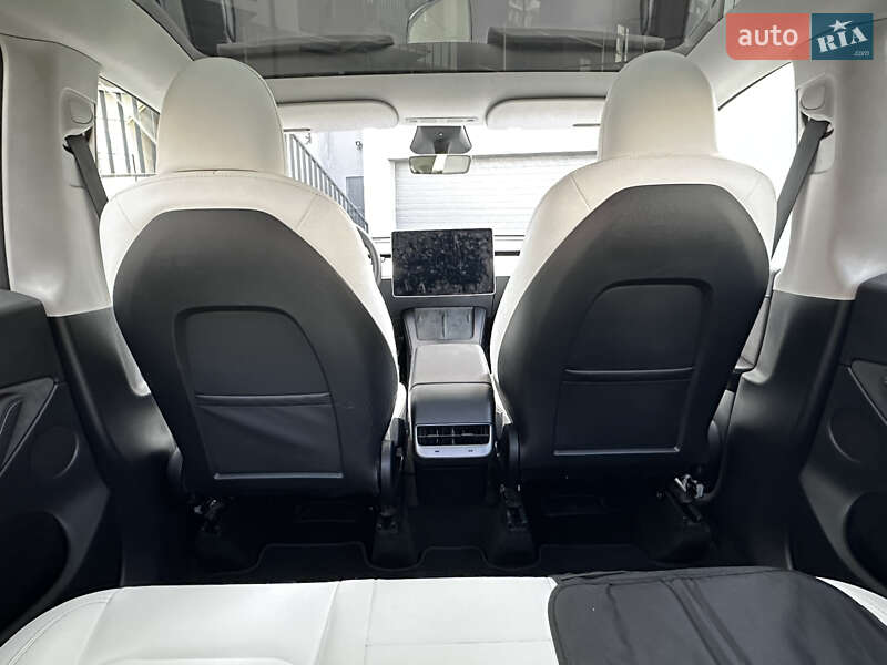 Внедорожник / Кроссовер Tesla Model Y 2023 в Львове фото 22 Внедорожник / Кроссовер Tesla Model Y 2023 в Львове