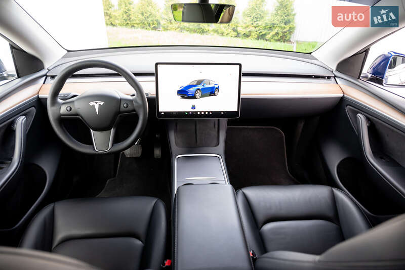 Позашляховик / Кросовер Tesla Model Y 2023 в Коломиї