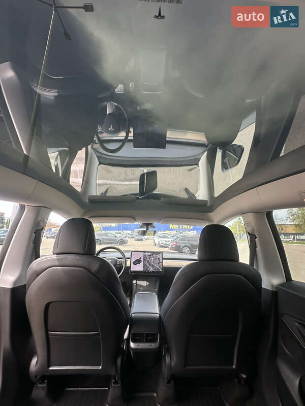 Позашляховик / Кросовер Tesla Model Y 2021 в Житомирі