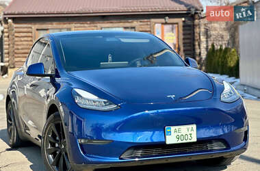 Внедорожник / Кроссовер Tesla Model Y 2021 в 