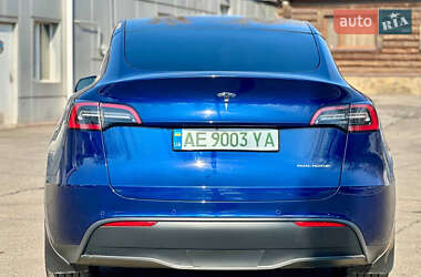 Внедорожник / Кроссовер Tesla Model Y 2021 в 