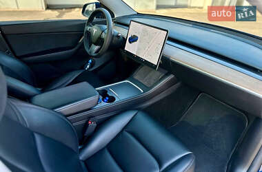 Внедорожник / Кроссовер Tesla Model Y 2021 в 