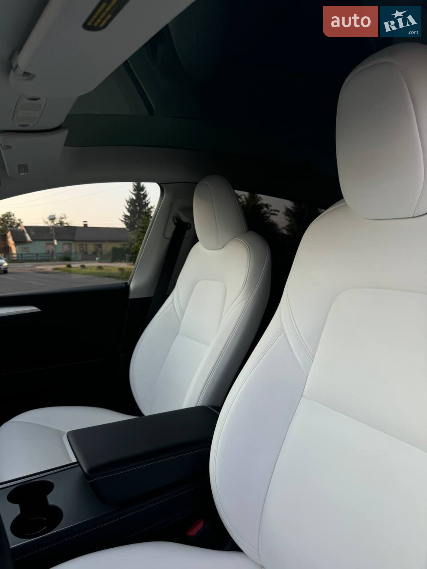 2023 Tesla Model Y - мініатюра 10