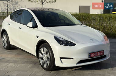 Внедорожник / Кроссовер Tesla Model Y 2023 в 