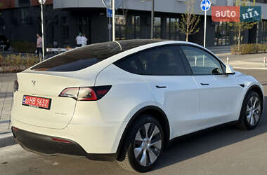 Внедорожник / Кроссовер Tesla Model Y 2023 в 