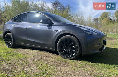 Внедорожник / Кроссовер Tesla Model Y 2021 в 