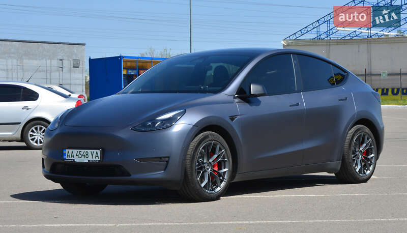 Внедорожник / Кроссовер Tesla Model Y 2022 в Полтаве