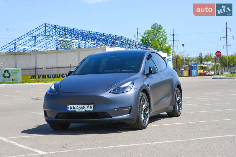 Внедорожник / Кроссовер Tesla Model Y 2022 в Полтаве
