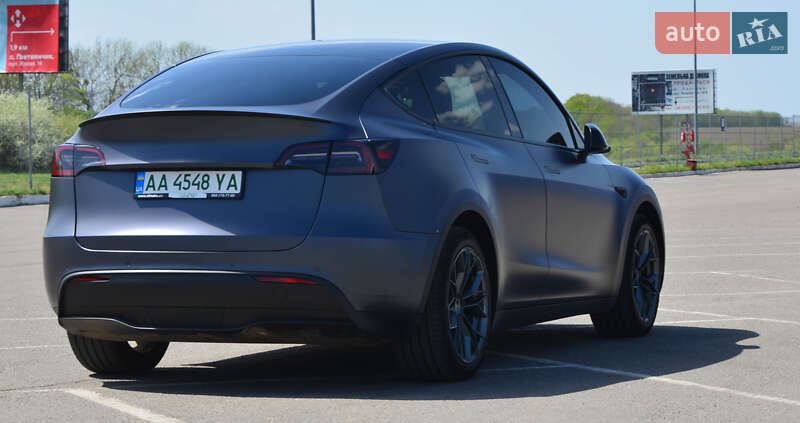 Внедорожник / Кроссовер Tesla Model Y 2022 в Полтаве