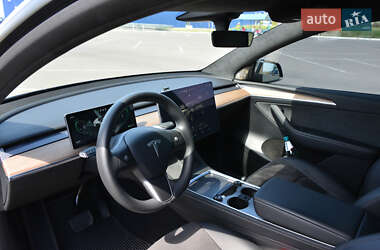 Внедорожник / Кроссовер Tesla Model Y 2022 в 