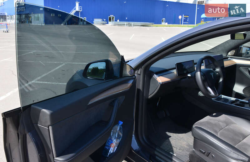 Внедорожник / Кроссовер Tesla Model Y 2022 в Полтаве