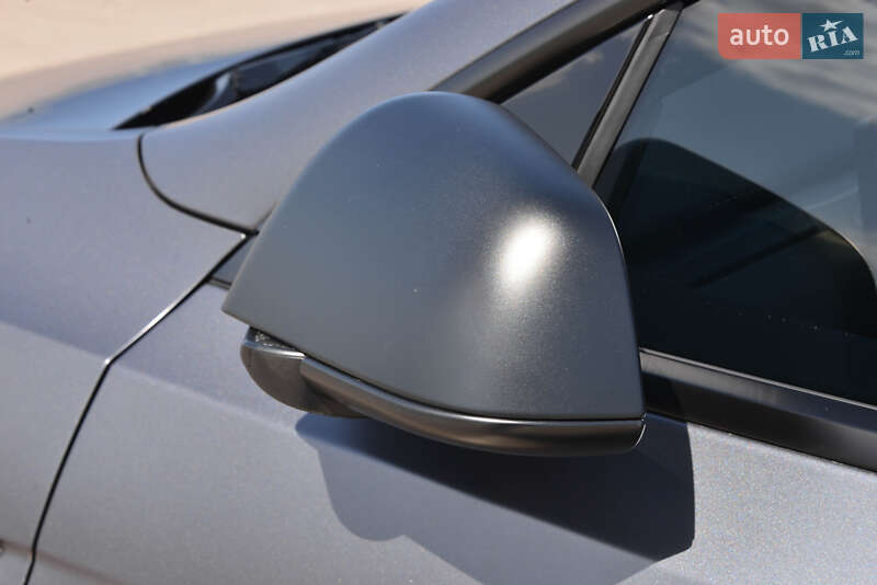 Внедорожник / Кроссовер Tesla Model Y 2022 в Полтаве