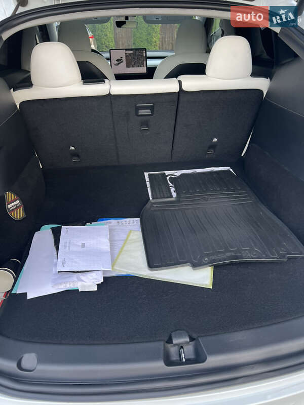 Внедорожник / Кроссовер Tesla Model Y 2021 в Ивано-Франковске фото 7 Внедорожник / Кроссовер Tesla Model Y 2021 в Ивано-Франковске