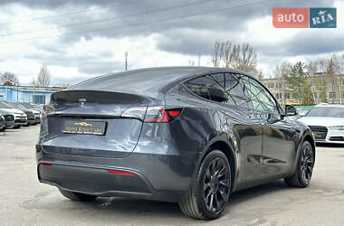 Внедорожник / Кроссовер Tesla Model Y 2024 в 