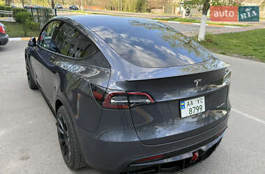 Внедорожник / Кроссовер Tesla Model Y 2022 в 