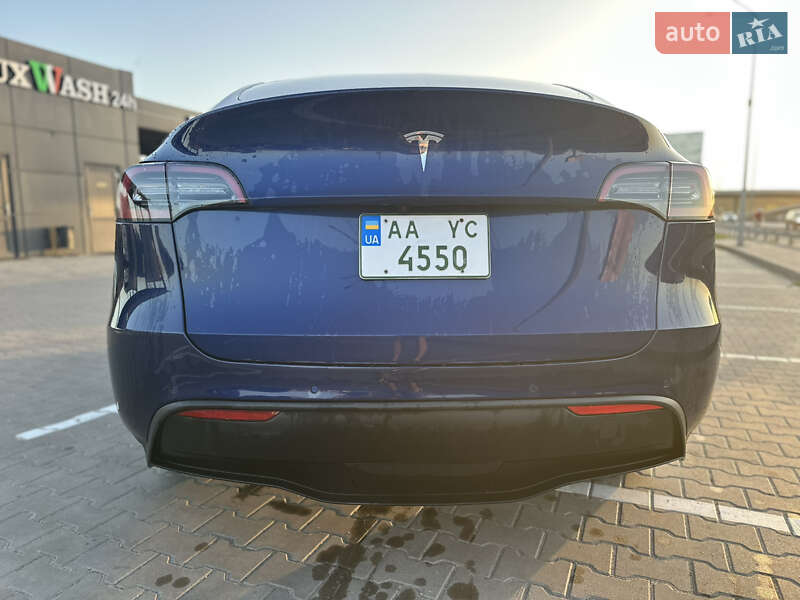 Позашляховик / Кросовер Tesla Model Y 2022 в Києві