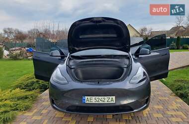 Внедорожник / Кроссовер Tesla Model Y 2023 в Новомосковске