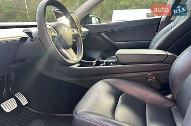 Внедорожник / Кроссовер Tesla Model Y 2020 в 