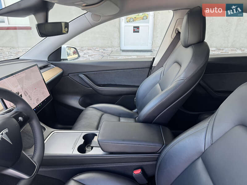 Внедорожник / Кроссовер Tesla Model Y 2020 в Луцке