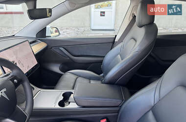 Внедорожник / Кроссовер Tesla Model Y 2020 в 