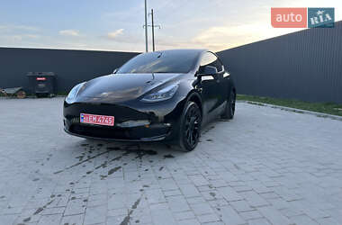 Позашляховик / Кросовер Tesla Model Y 2023 в 
