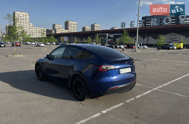 Внедорожник / Кроссовер Tesla Model Y 2021 в 