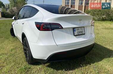 Позашляховик / Кросовер Tesla Model Y 2023 в 