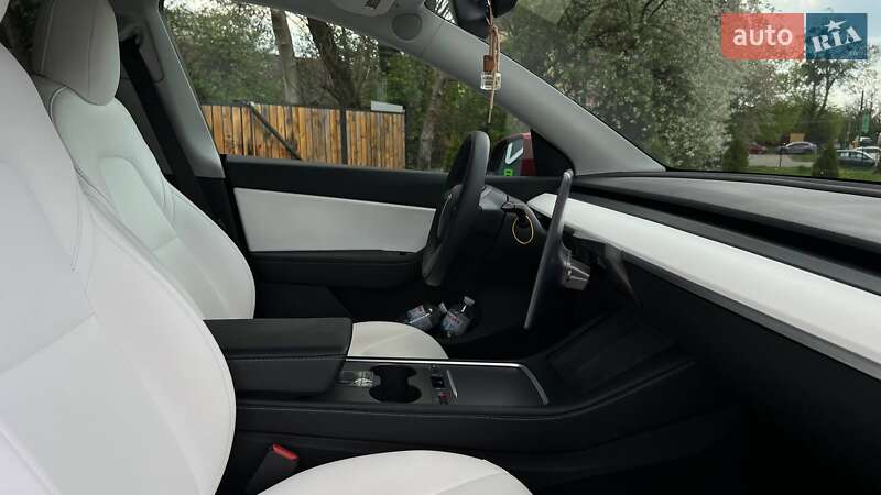 Внедорожник / Кроссовер Tesla Model Y 2021 в Львове фото 27 Внедорожник / Кроссовер Tesla Model Y 2021 в Львове