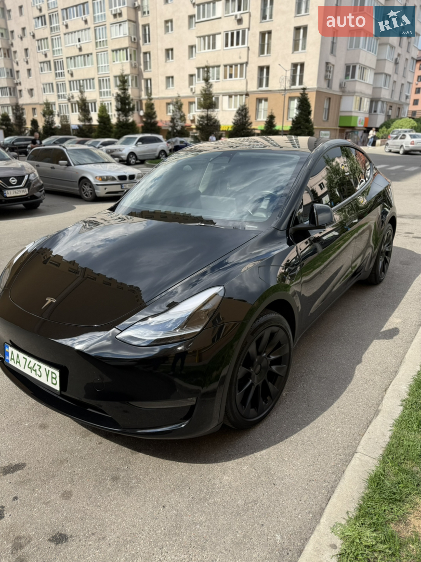 2022 Tesla Model Y - мініатюра 3