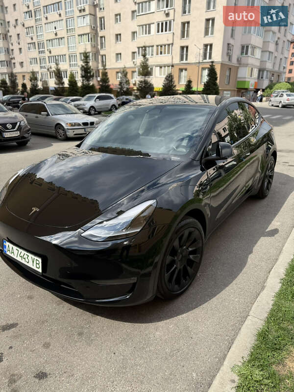 Внедорожник / Кроссовер Tesla Model Y 2022 в Киеве