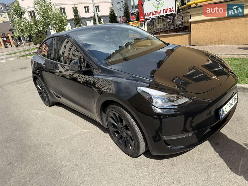 Позашляховик / Кросовер Tesla Model Y 2022 в Києві фото 6 Позашляховик / Кросовер Tesla Model Y 2022 в Києві