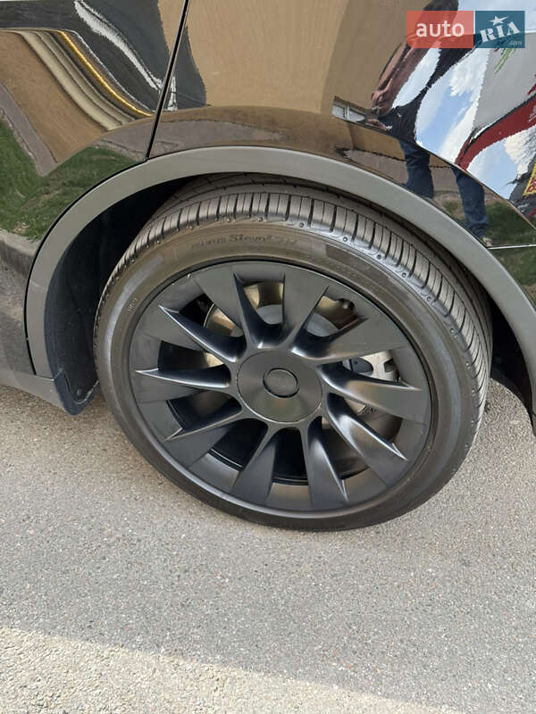 Позашляховик / Кросовер Tesla Model Y 2022 в Києві фото 12 Позашляховик / Кросовер Tesla Model Y 2022 в Києві